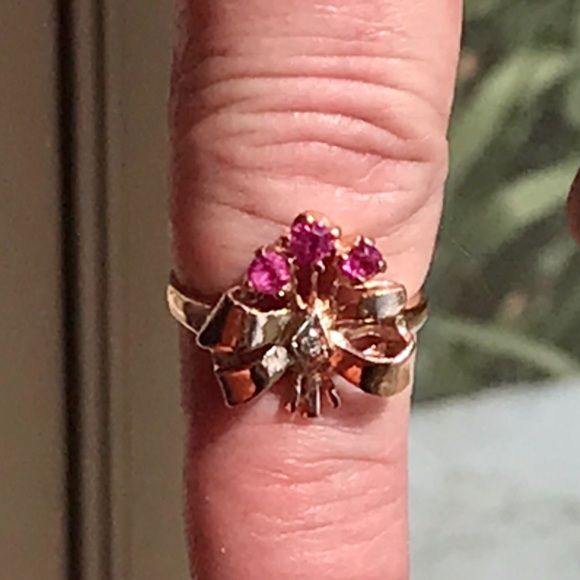 ❌❌❌SOLD ❌❌❌RUBIES AND DIAMOND 14 KT ROSE GOLD RING - Picture 5 of 16